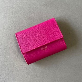 セリーヌ スモールトリフォールドウォレット 本物 Cek21925