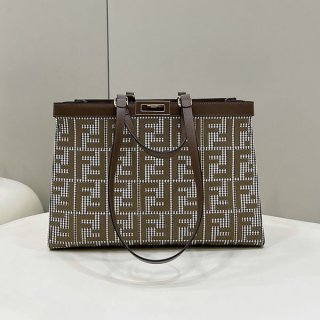 大人気 フェンディ トートバッグ 本物 fej15191