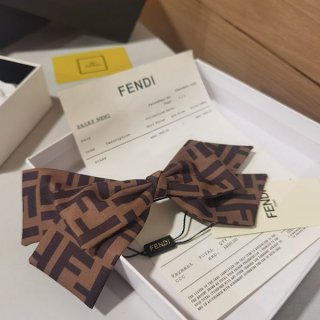 フェンディ シュシュ 本物 ギフトに最適 送料込 fex57703 フェンディ シュシュ 本物 ギフトに最適 送料込 fex57703