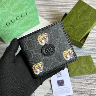 グッチ GGスプリーム 折りたたみ財布 本物【日本未入荷】 gum00476