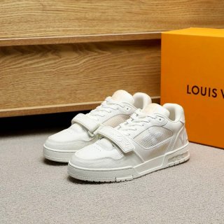 世界中で大人気ルイヴィトン LV トレイナーライン スニーカー 本物 vub52139