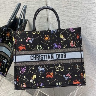 最安値挑戦ディオール BOOK TOTE 本物 ジャルダン ディヴェール 花柄 刺繍 dee35400