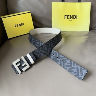 大人気!!新色フェンディ メンズ ベルト リバーシブル ロゴ プレゼント 4.0cm 本物 fes12836