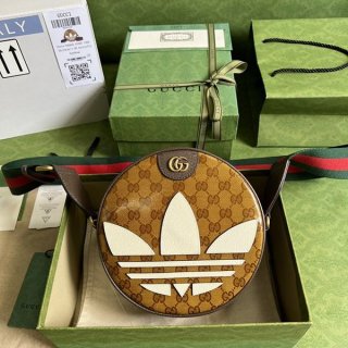 ☆超人気☆コラボ アディダス×グッチ 本物 GG キルティングレザー ショルダーバッグ 本物 702640UVSKT7268
