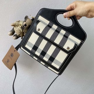 入手困難バーバリー ポケットバッグ 本物 ミニ ツートン キャンバス＆レザー Ban68095