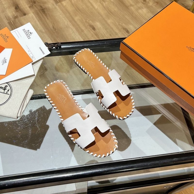 争奪戦エルメス Oran sandal オラン レザー＆キャンバス サンダル 本物 送込 ery30046