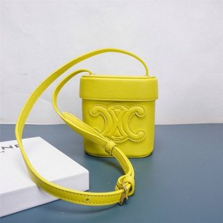 累積売上総額第１位！セリーヌ 本物 スモールボックス キュイル トリオンフ / スムースカーフスキン Ceq17236