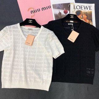 日本未入荷ミュウミュウ 透かしロゴ Tシャツ 本物 myx68190