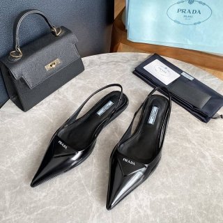 新色☆希少 プラダ 新作 ローヒールパンプス 本物 puw25350