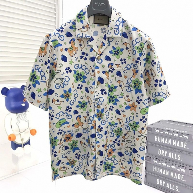 日本未入荷グッチ ジオメトリック プリント ボウリングシャツ 本物 上下セット gus96467