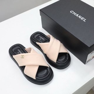 希少色シャネル レザー 厚底 サンダル 本物 黒 布地 shb24552