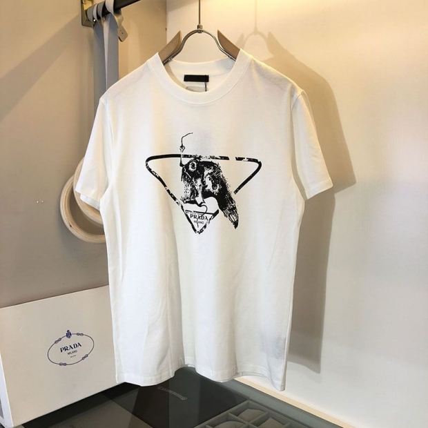 春夏新作プラダ ロゴ コットンTシャツ 本物 pub25537