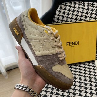 希少色 フェンディ マッチ 本物 スエード ロートップスニーカー feh77647