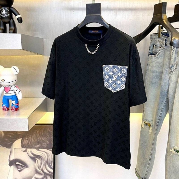 春もの新作ルイヴィトン 本物 モノグラムポケットTシャツ vuz12664