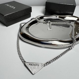 ギフトに最適 プラダ シンボル ネックレス 本物 pux67054
