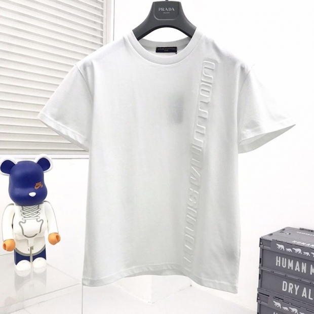 入手困難◆ルイヴィトン 本物 Tシャツ トップス 半袖 メンズ レッド vuu76548