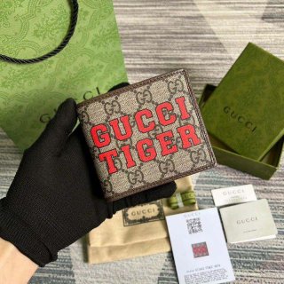 《大人気》グッチ HACKER二つ折りコインウォレット 本物 gur60870