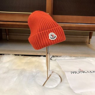 日本未入荷 モンクレール リブ ビーニー ロゴ パッチ ニット帽 本物 mos03412