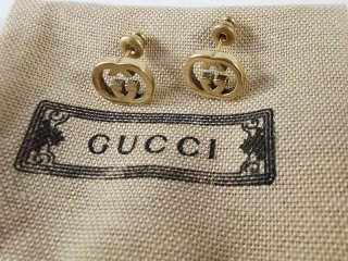《大人気》グッチ 18k イエローゴールド Interlocking G ピアス 本物 guq61214