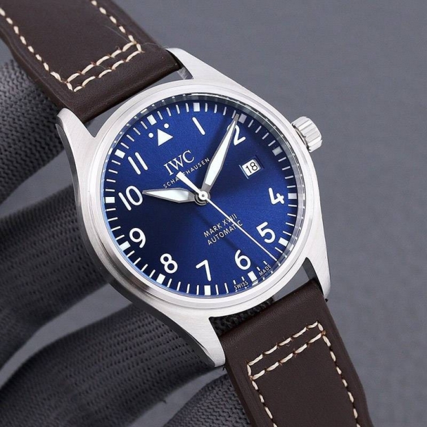 最安値挑戦IWC パイロットウォッチ マーク18 本物 iwl98992