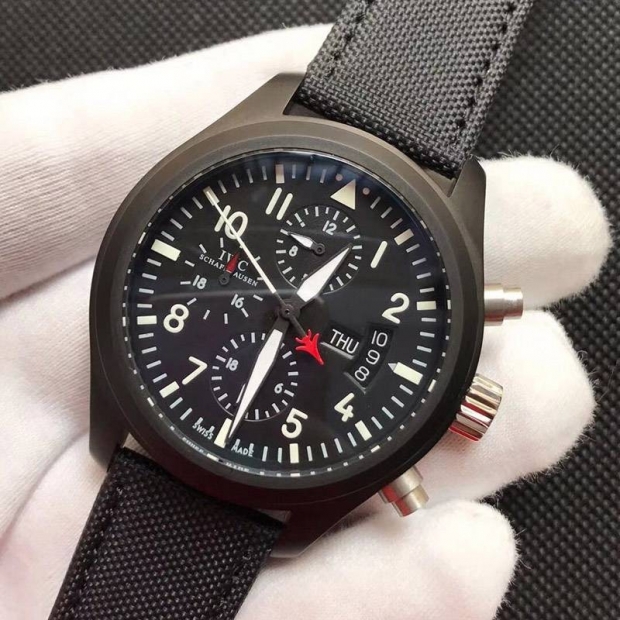 【日本未発売】IWC パイロットウォッチクロノ 本物 iwi04086