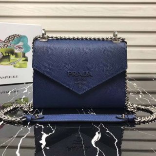 可愛い 新作 プラダ ショルダーバッグ 本物【人気商品】 puy55623