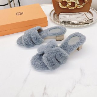 大人気!!新色エルメス オラン ファーサンダル ミュール 本物 eru28233