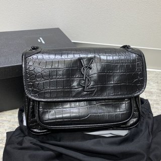 稀少サンローラン ショルダーバッグ 本物 ニキ ミディアム クリンクルヴィンテージレザー 6331580EN04345