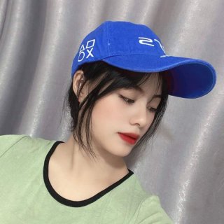 可愛い バレンシアガ ロゴキャップ 本物 bav43439