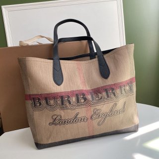 関送込 バーバリー ポケットバッグ 本物 アウトドア旅行 チェック リバーシブルバッグ Bag40122