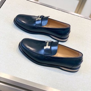 一目惚れエルメス Paris パリ "H" ロゴ ローファー 本物 erx95567 一目惚れエルメス Paris パリ "H" ロゴ ローファー 本物 erx95567