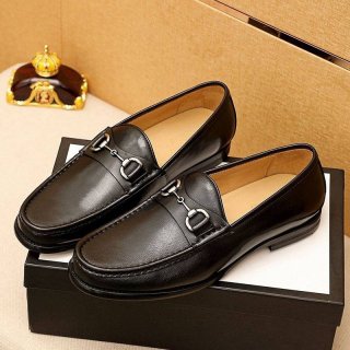 人気No1 グッチ〔ヨルダーン〕 レザー ホースビット本物 ローファー gus25484