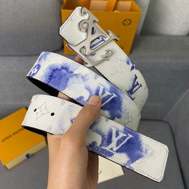 NIGO x ルイヴィトン「LV2」限定コラボサンチュールLVシェイプ 本物 40MM リバーシブルベルト vuw04357