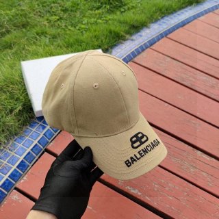 完売必至 お洒落に バレンシアガ ロゴキャップ 本物 baj71083