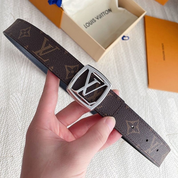 人気急上昇ルイヴィトン サンチュールLVスクエア 本物 30MM リバーシブルベルト vul50603