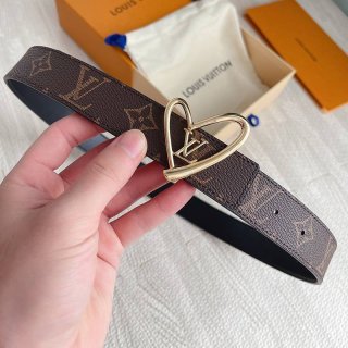 セール新作ルイヴィトン ベルト 本物 30MM【モノグラムとハートのタッグにきゅん★】 vuw32147