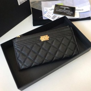 定番 シャネル ジップ カードケース 本物ボーイ シャネル shu39710