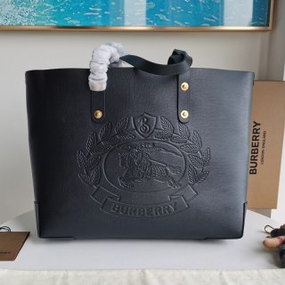 目を惹くカラー バーバリー トートバッグ 本物 SM TOTE Bak78743