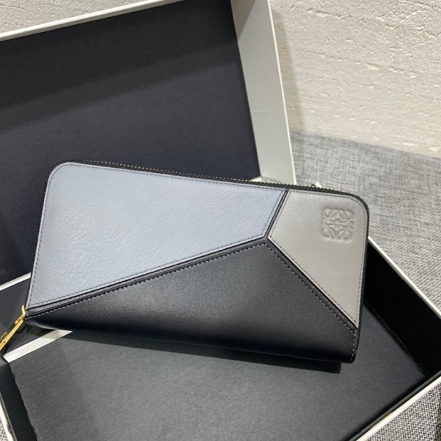 人気急上昇ロエベ 財布 パズル 本物 ラウンドジップ ウォレット lof79583