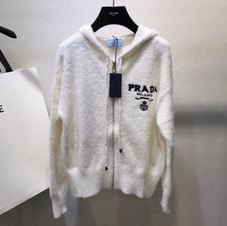 新作！プラダ パーカー 本物★カシミアとシャーリングパーカー★ pum50959