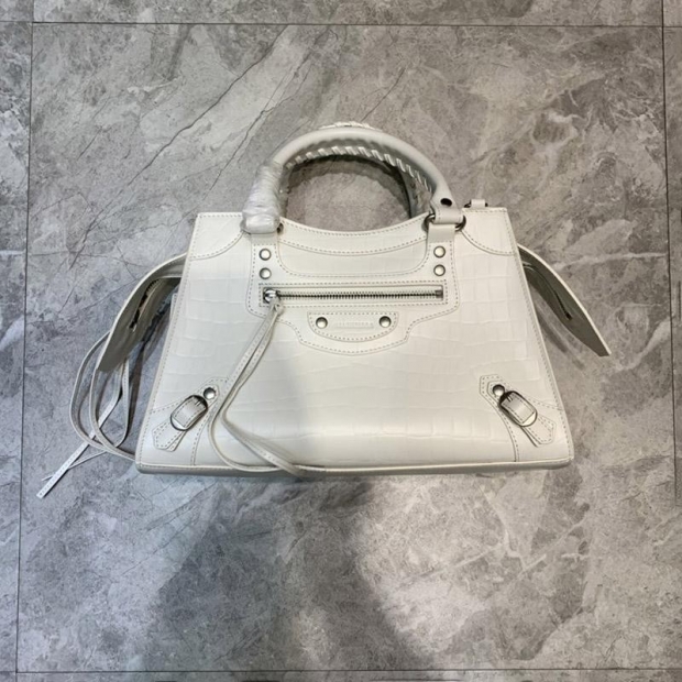 大人気!!新色【アウトレット 本物】バレンシアガ☆クラシックNanoシティバッグ bak50154