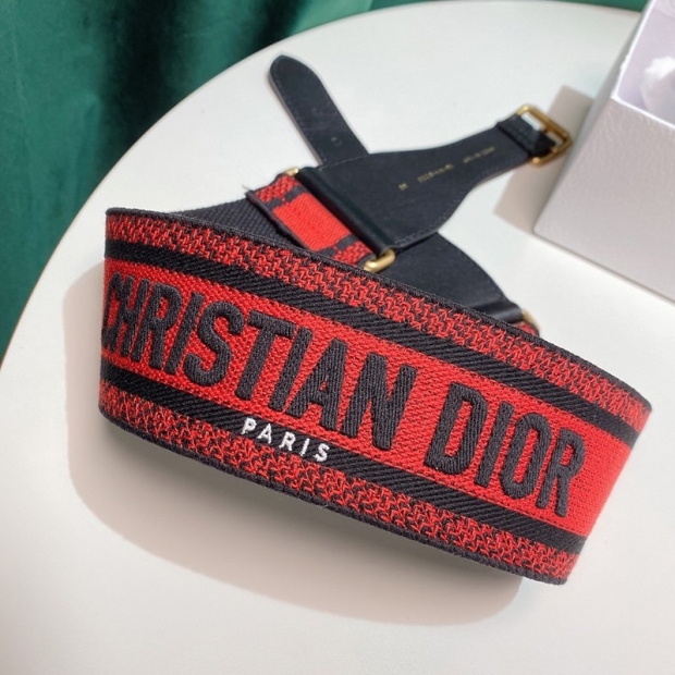 最安値挑戦CHRISTIAN ディオール 本物 キャンバスベルト 65mm dea09893