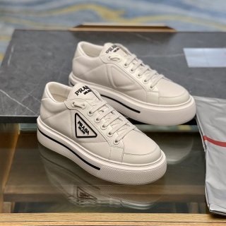 ★日本!!人気！プラダ レザー スニーカー 本物 pux23495