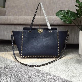 定番人気 ヴァレンティノ トートバッグ 本物 レザー Vuf26177