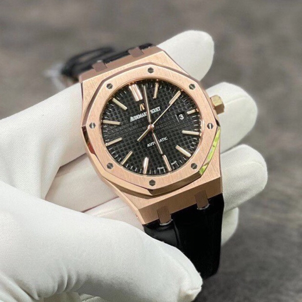 目を惹くカラーオーデマピゲ 本物 ロイヤルオーク 41mm ブティック限定 Ody77241