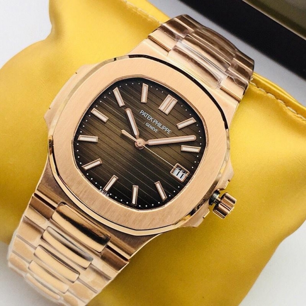 完売必至パテックフィリップ ノーチラス 本物 約40.0mm pai00946