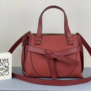 21-22AW ☆新作☆ ロエベ ショルダーバッグ 本物 ゲート トップハンドル ミニ loq82400