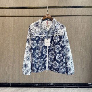 日本未入荷 21SS【モンクレール ジャケット 本物】Keragan フローラル ナイロン ジャケット 0931A761005956R770