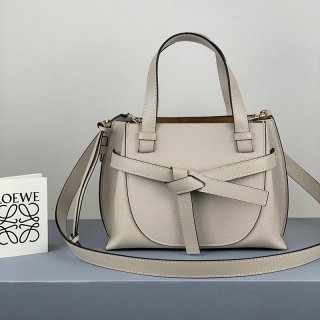 ☆新作☆ ロエベ ショルダーバッグ 本物 ゲート トップハンドル ミニ lot96475