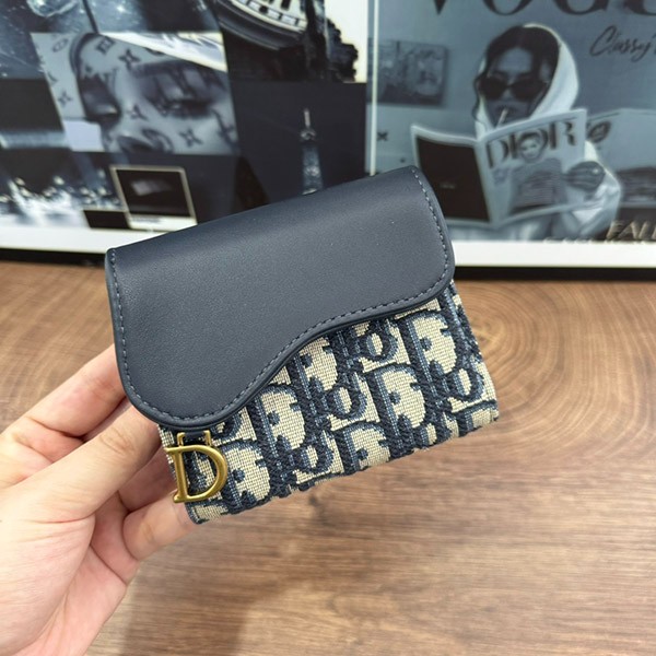 ディオール Saddle Lotus ウォレット 本物 des13198